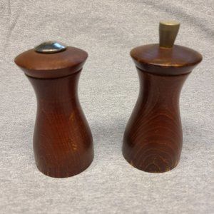 Wooden Salt Shaker and Pepper Grinder